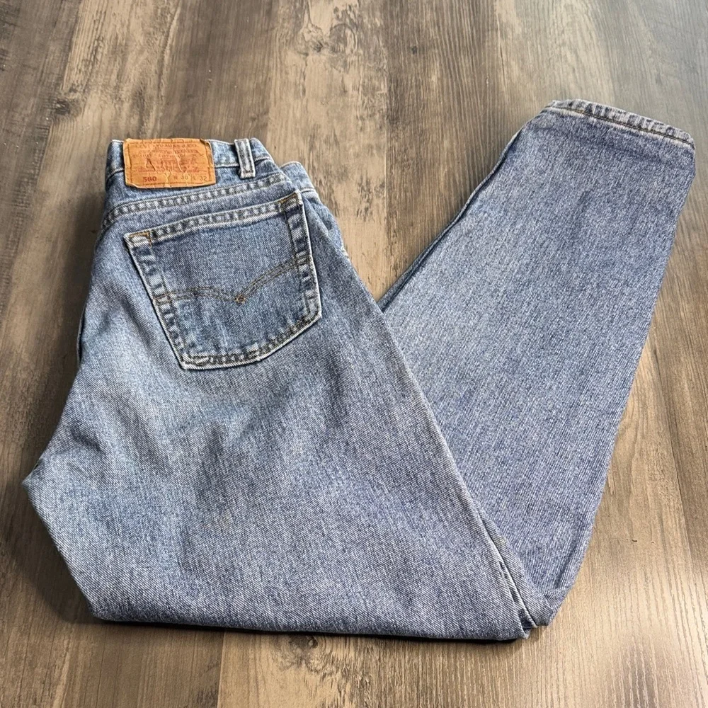 Vintage 90’s 1992 Levi's 560 Made in USA  Light Blue Relaxed Fit Men's Jeans